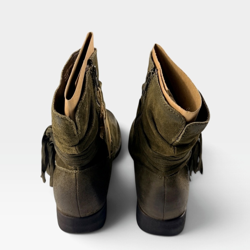 Born Cross Ankle Bootie Women 11 Green Herb Distressed Suede Tassel New - Picture 4 of 14